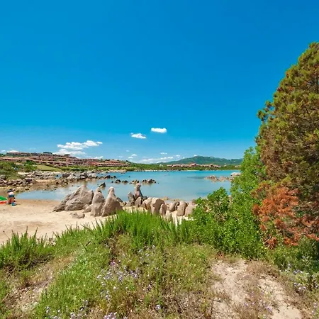 2 Beds On The Ground Floor With Private Outdoor Area In Marinella Appartamento